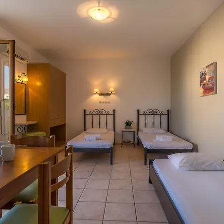 Apartment Newcastle Studios Malia (Crete)